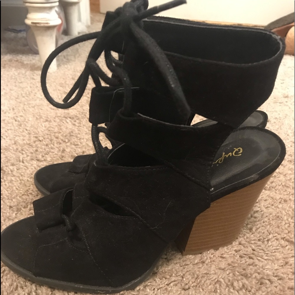 Black lace up block heels!!!